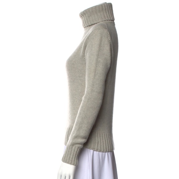 Loro Piana Cashmere Turtleneck Sweater Size S US4/ IT40 - Picture 3 of 7